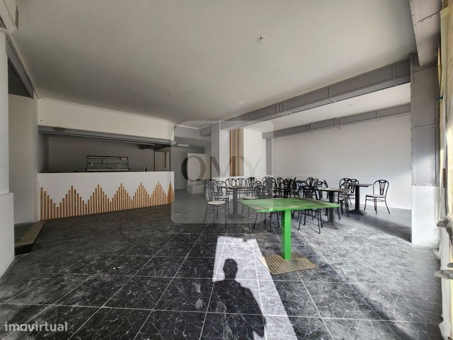 Espaço Comercial para Restauração Junto ao Antigo Registo Civil em ...