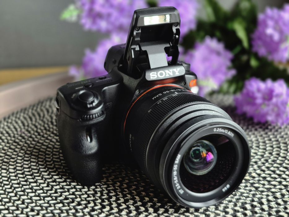 Lustrzanka Sony Alpha 37 18-55 super stan