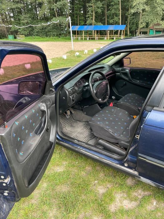 Авто продаж Опель Astra F