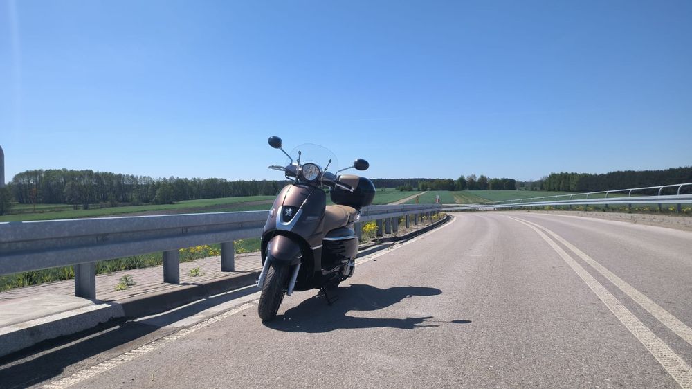 Skuter Peugeot Django 125 Allure (Vespa)