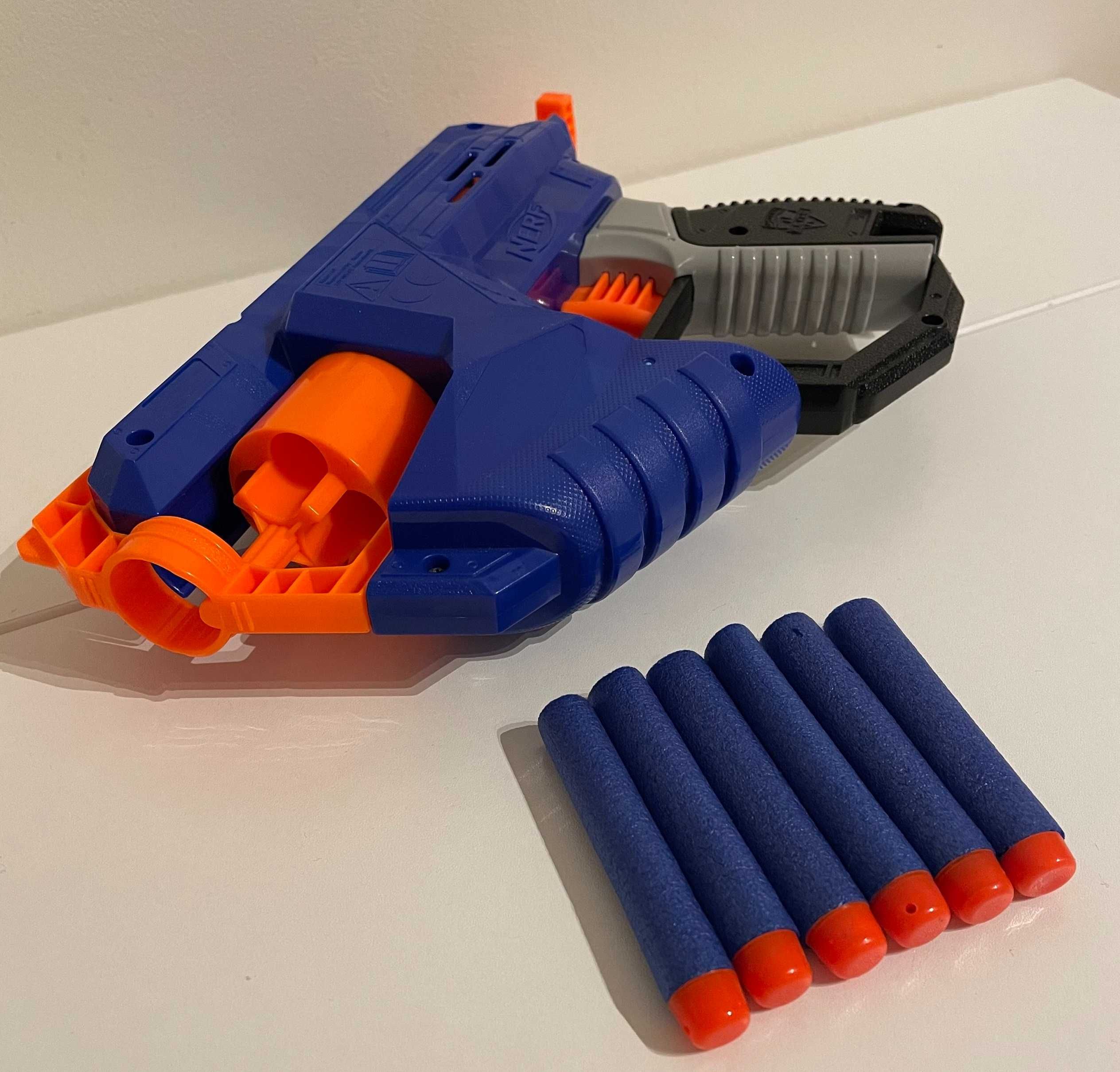 Hasbro Nerf N-Strike Elite Scout Mkii + 6 strzałek