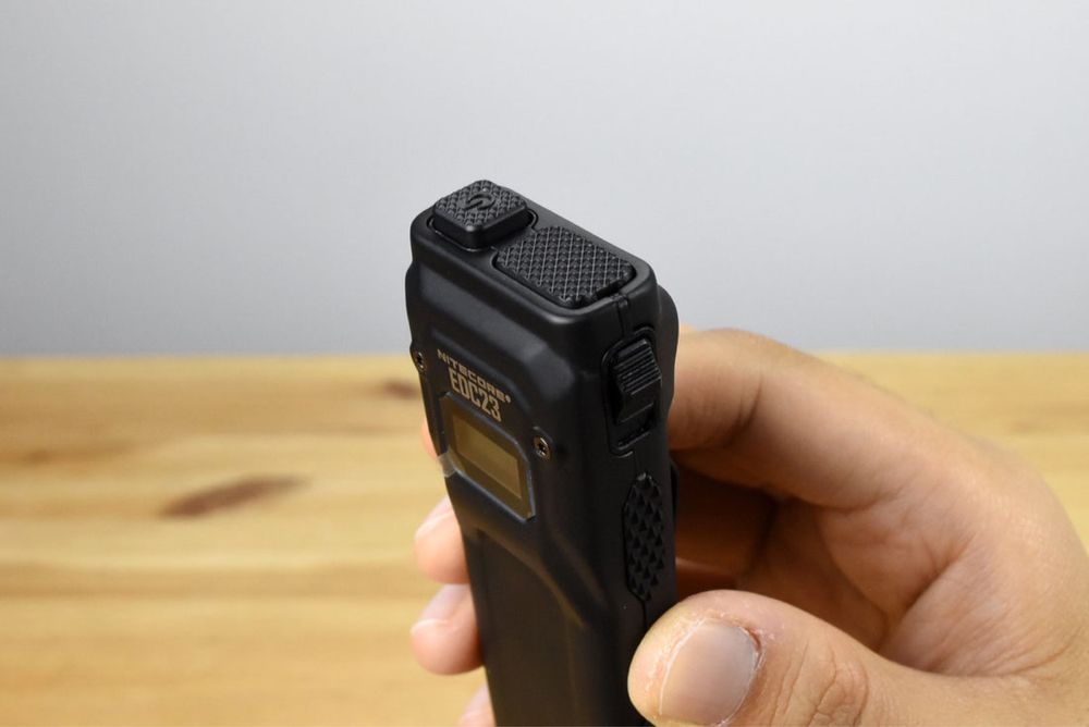 Nitecore EDC23 Потужний карманний ліхтар 2500 Lumen (USB-C)