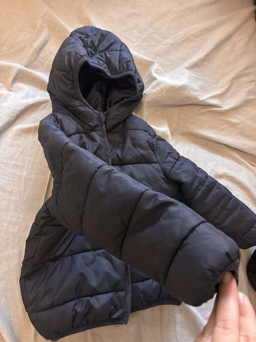 Куртка 98 та новий костюм на 3 роки