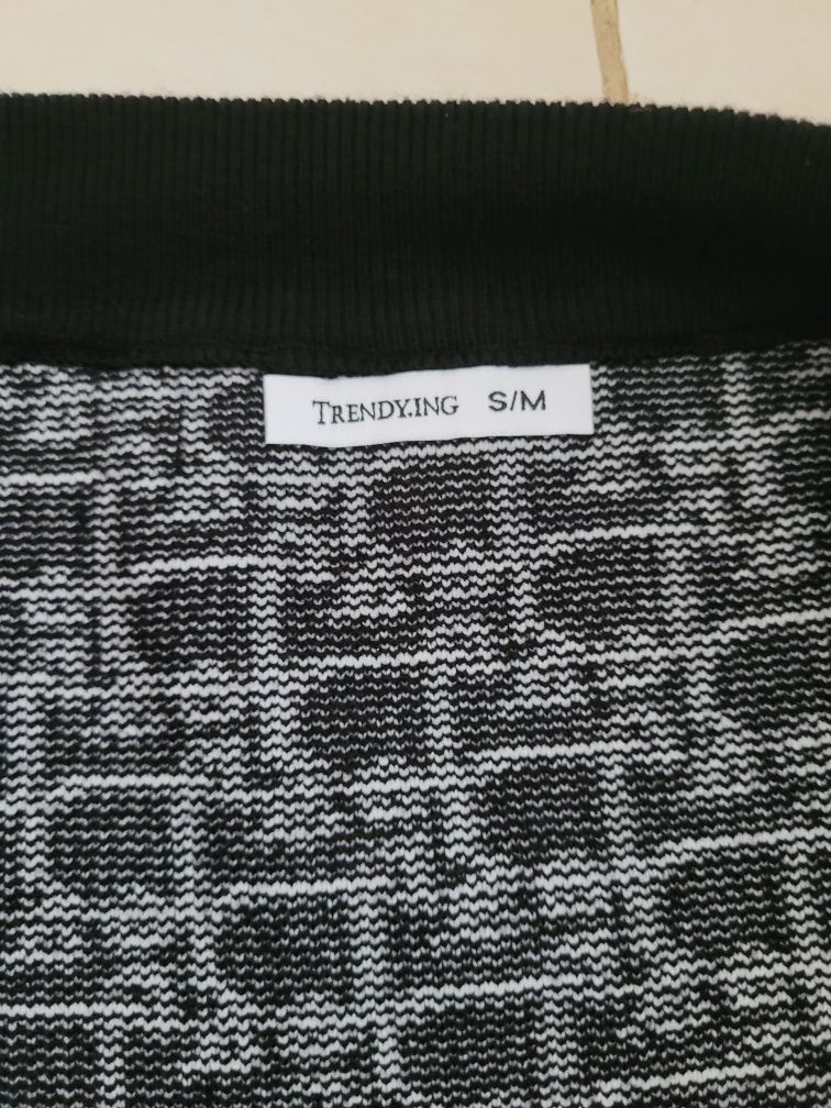 Dres komplet dzianinowy bluza+spodnie S/M napisy