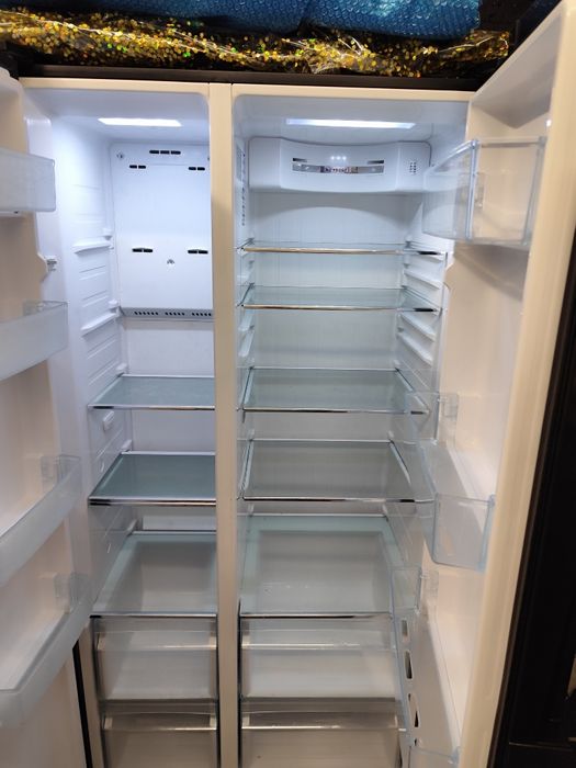 Sprzedam lodówkę z zamrażarka