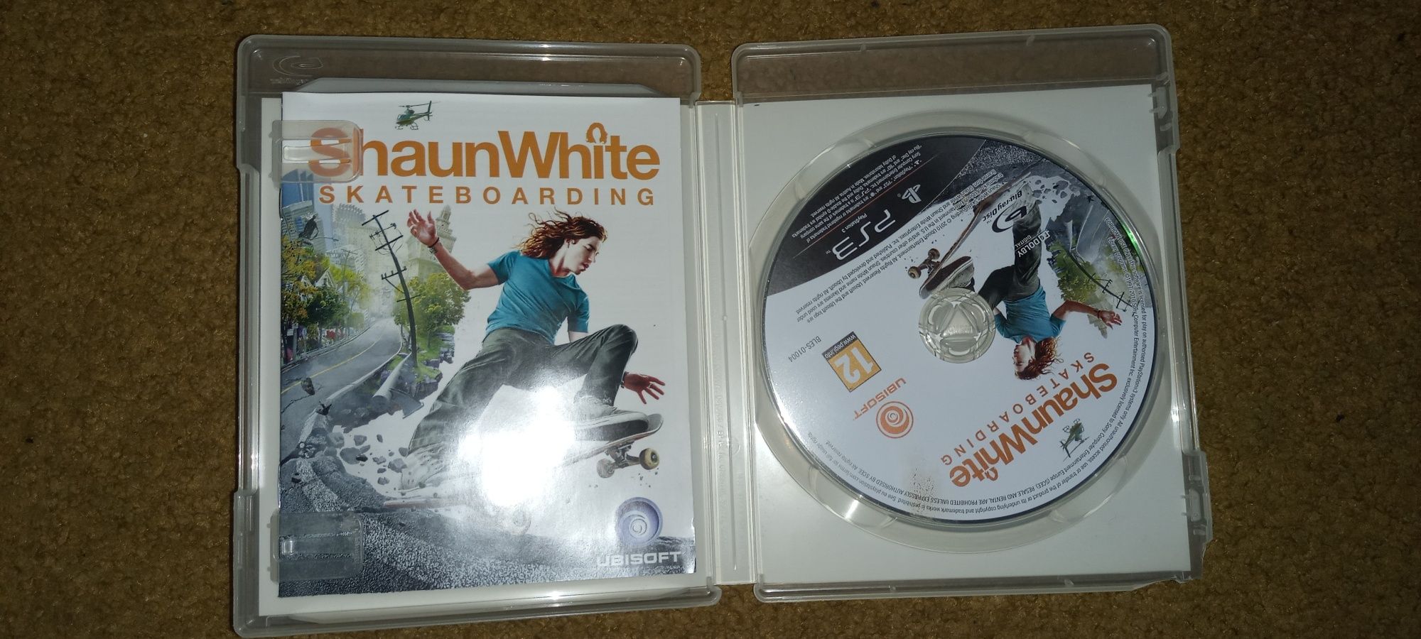 Shaun White skateboarding ps3