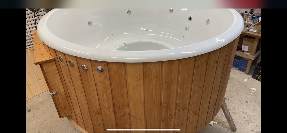 Balia ogrodowa, Jacuzzi gorąca beczka PRODUCENT