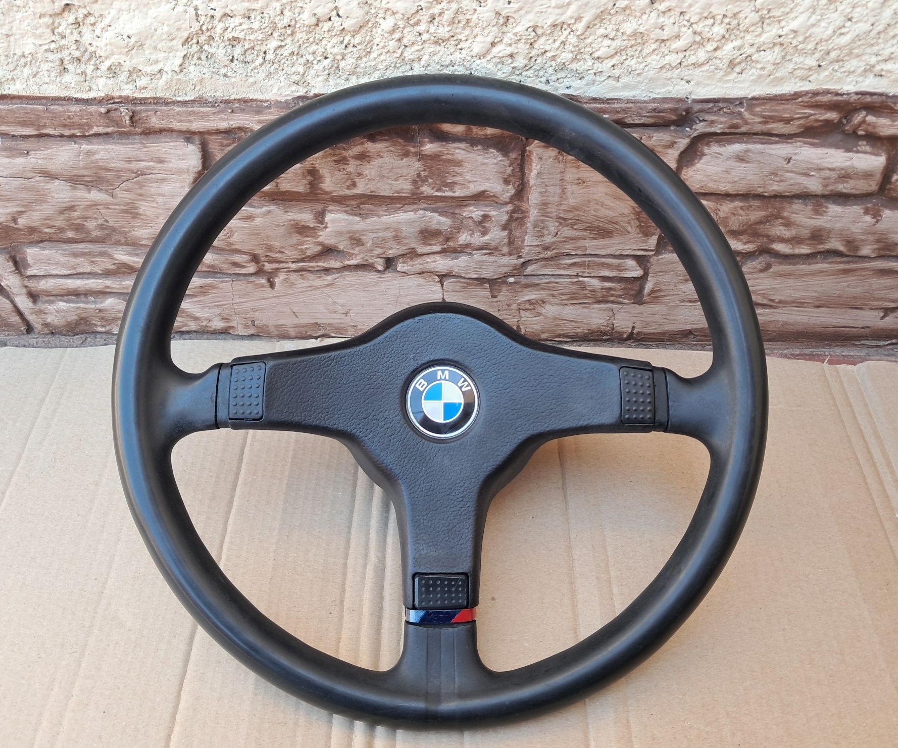 Руль бмв e28 30 34 М technic 1 Germany originall
