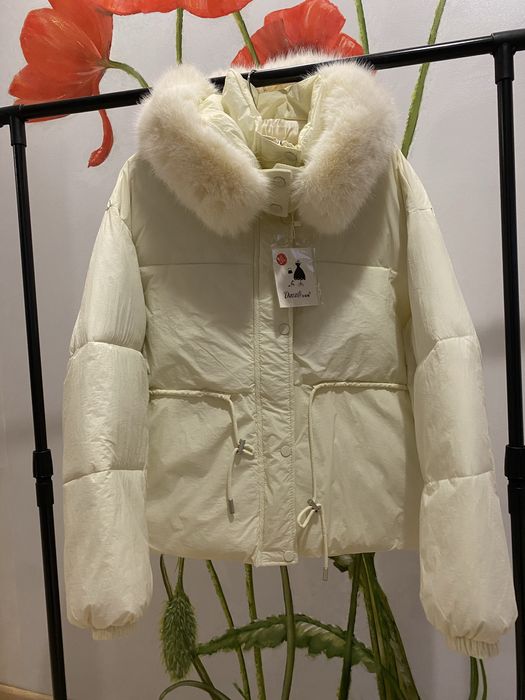 Жіноча куртка М-L