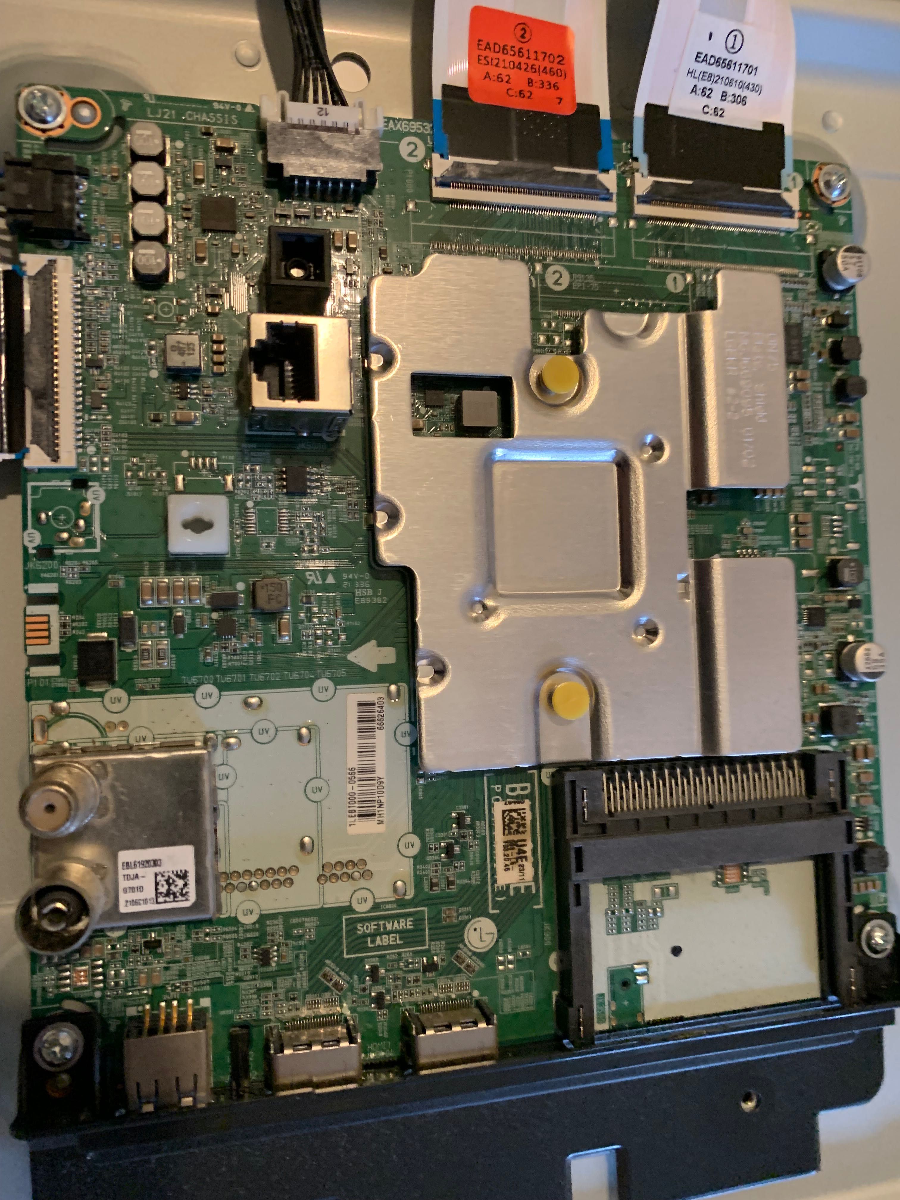 Vendo placa de tv. Mais a fonte marca LG de 55 polgadas