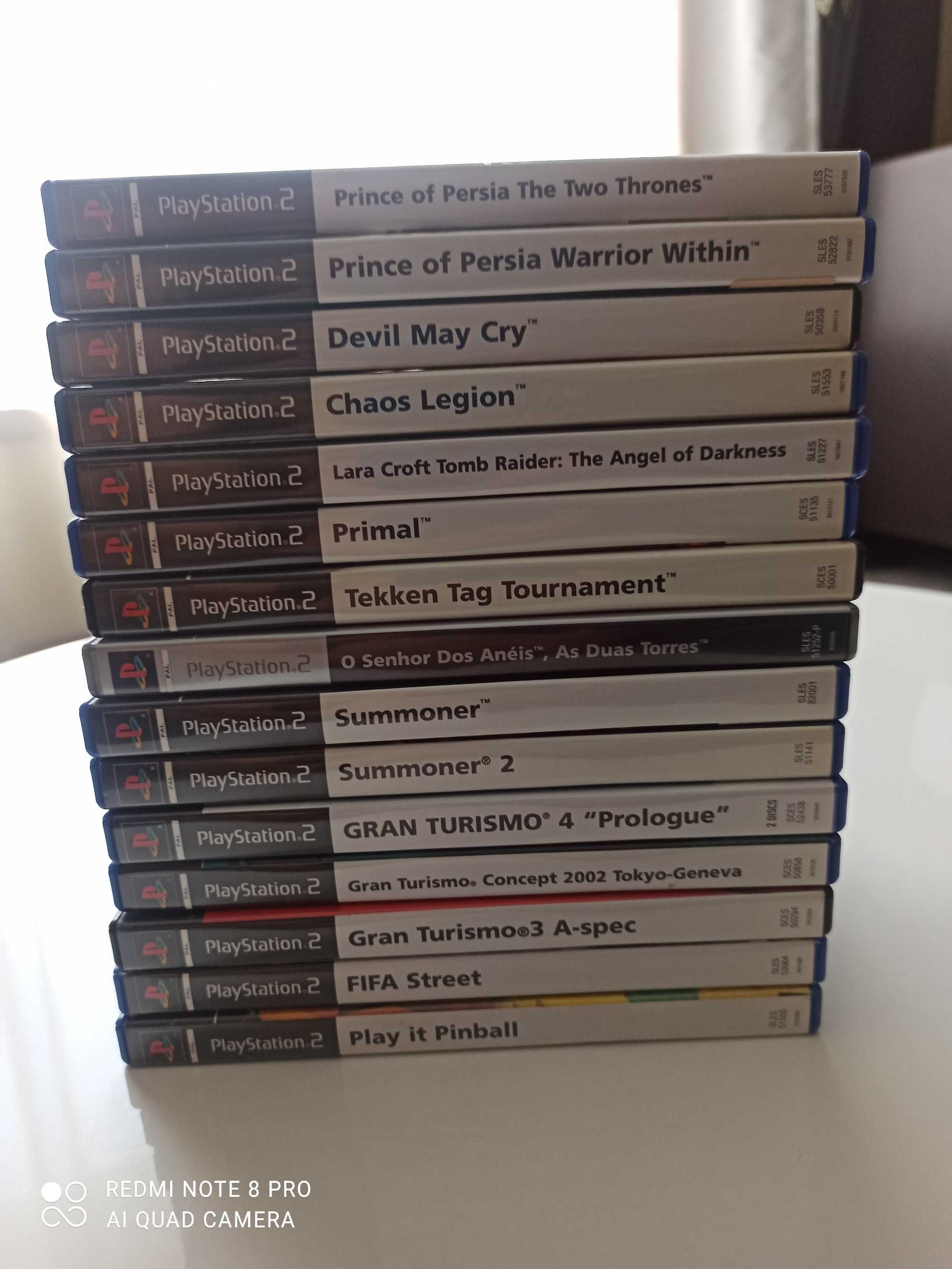 Vendo jogos PS2 completos e quase novos
