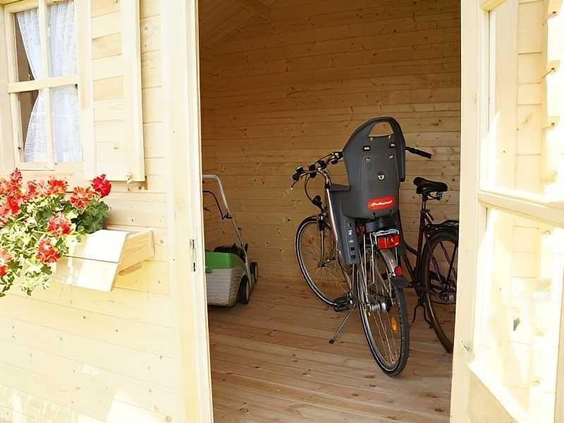 Domek drewniany Grześ z tarasem 3x5 z balika 28mm