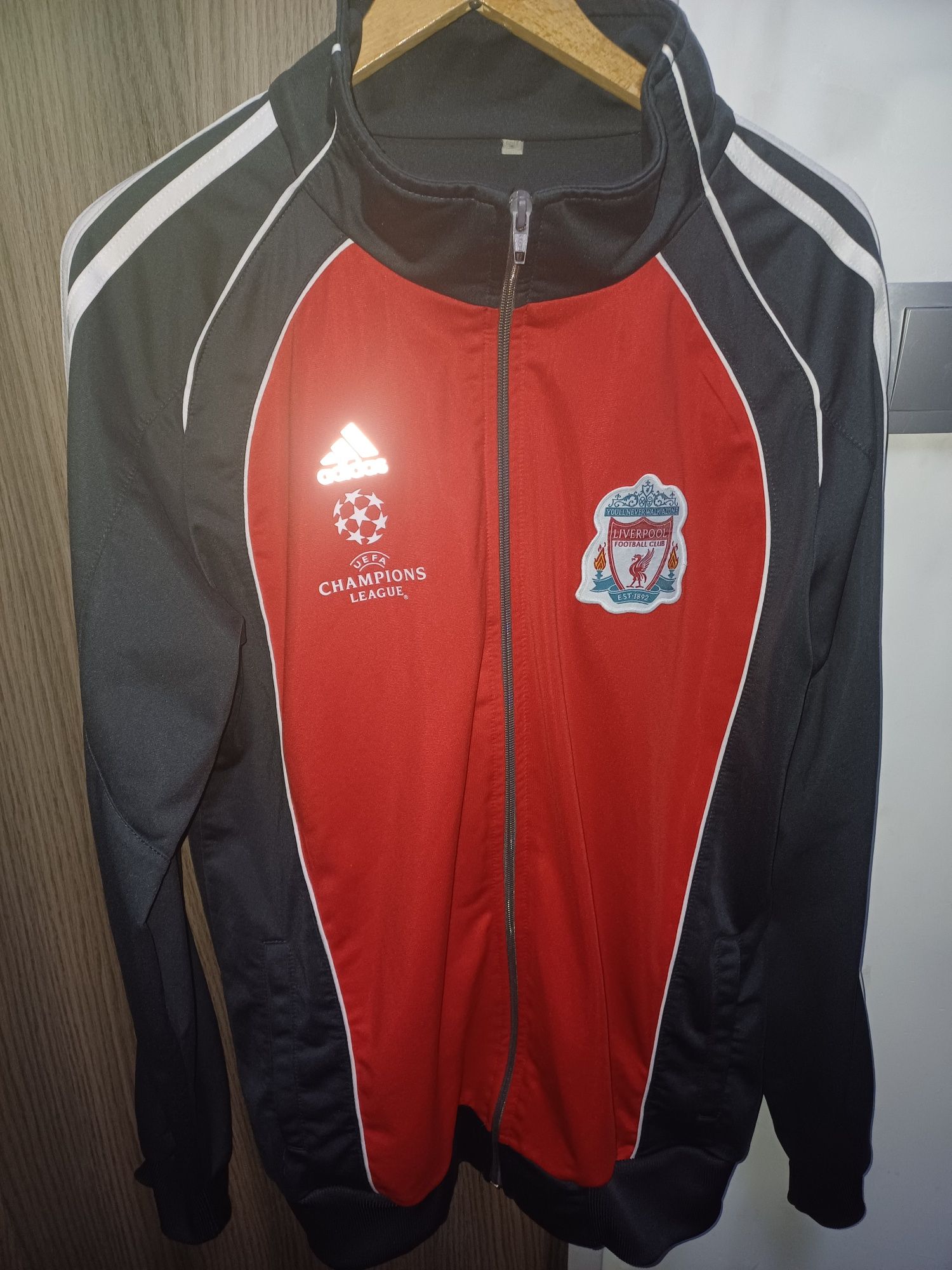 Dres  Liverpool  adidas