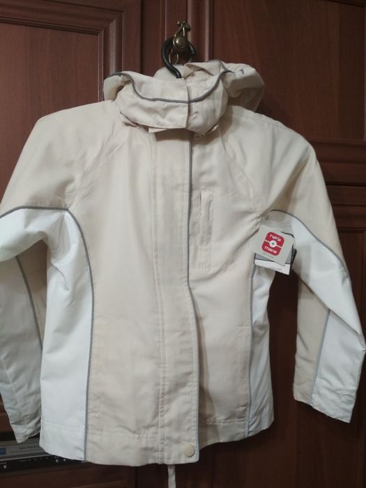 Куртка курточка ветровка для девочки