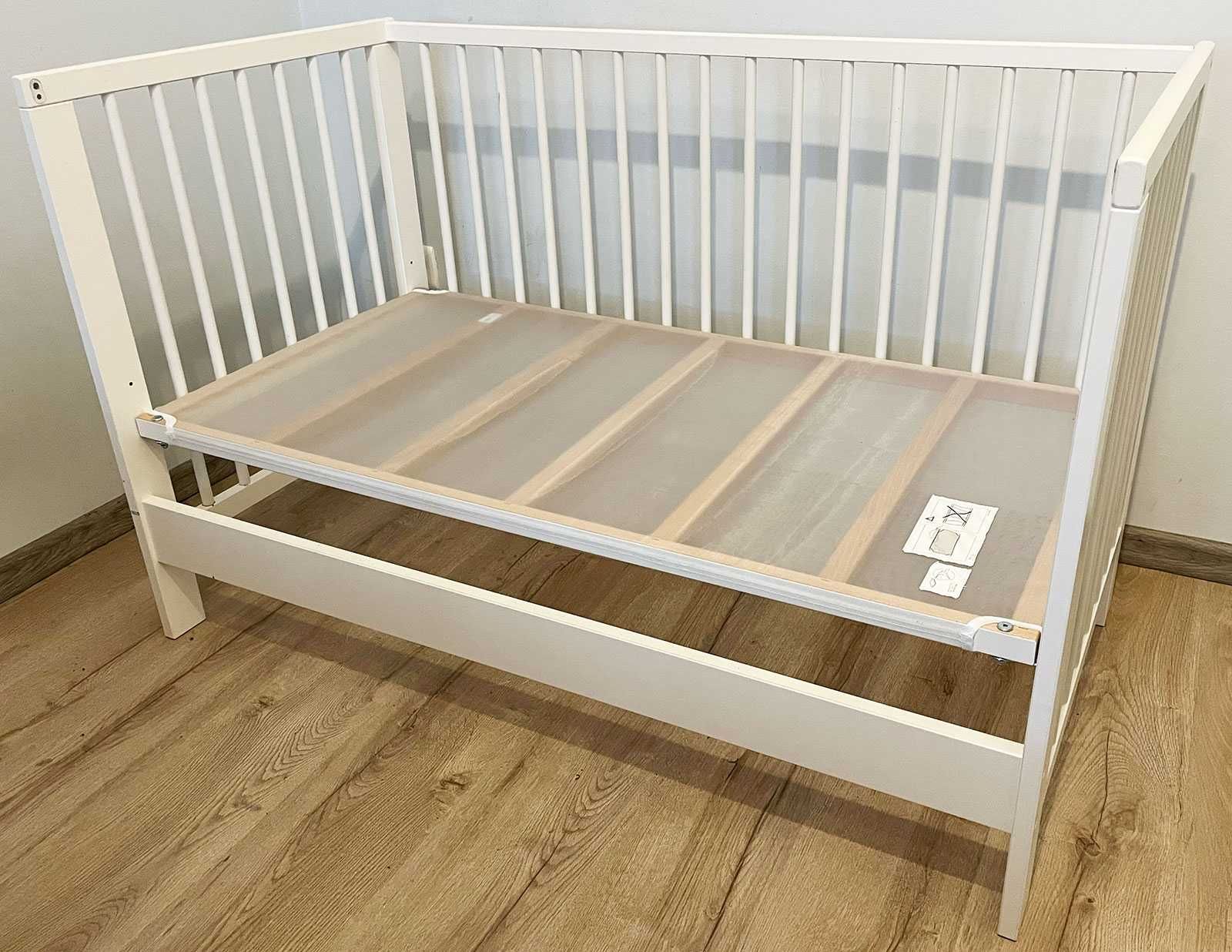 Łóżko dziecięce IKEA GULLIVER + materac PELLEPLUTT + 2 prześcieradła