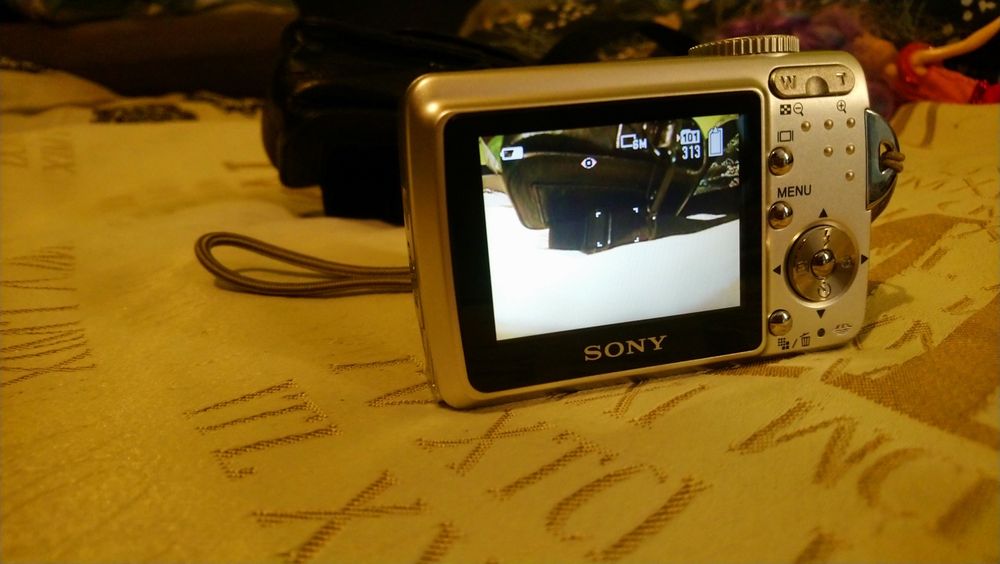 Aparat sony cyber-shot DSC S500