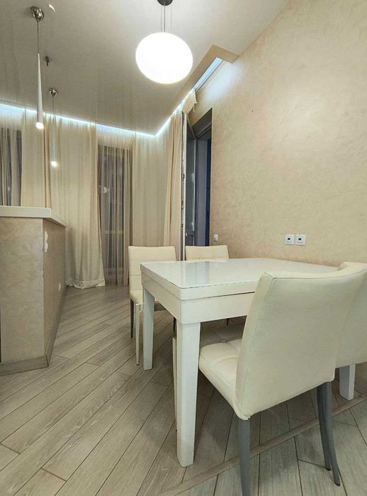 Аренда, 1к.кв 80м. ЖК" Монте-Плаза" проспект Науки, м. 23 Августа