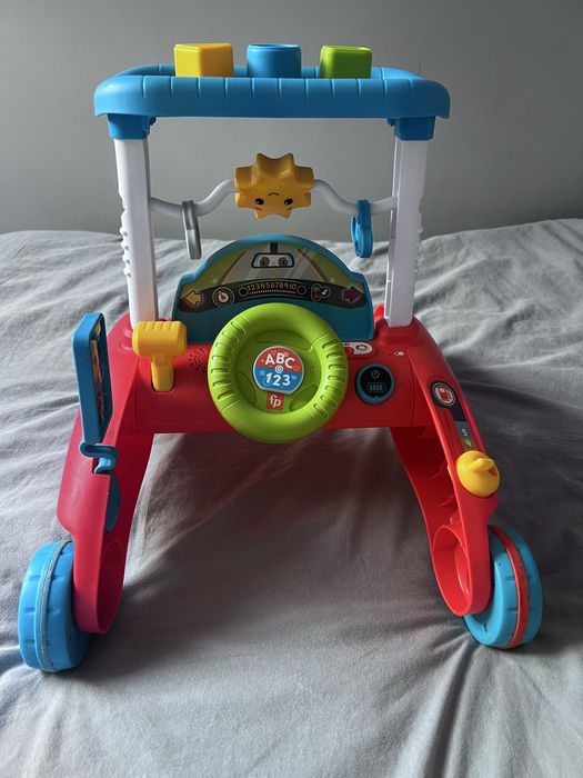 Pchacz malego kierowcy jezdzik samochod fisher price