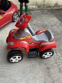 Quadriciclo Elétrico McQueen para Crianças