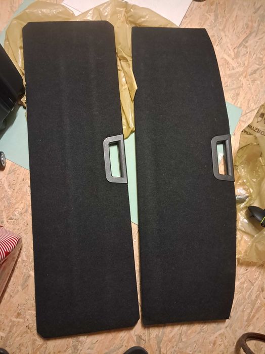 Polka do bagaznika Opel Zafira