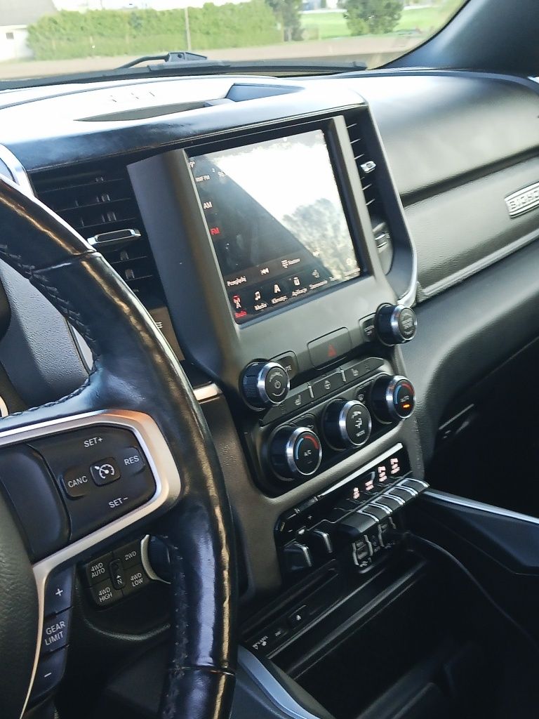 RAM 1500 5,7 HEMI