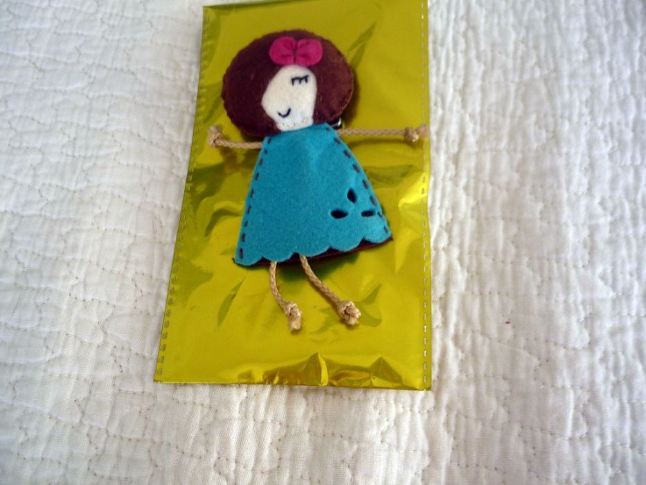 Boneca Pregadeira Alfinete Peito e Pregadeiras Alfinete Peito em Lã