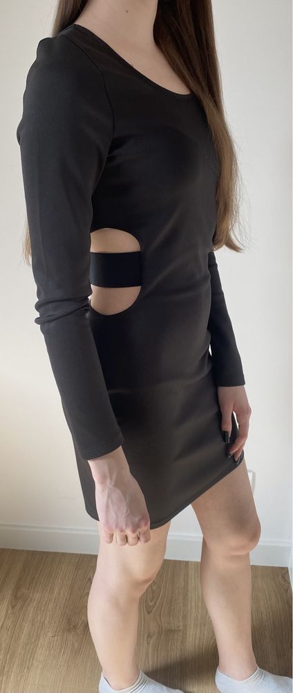 Sukienka Amisu 38