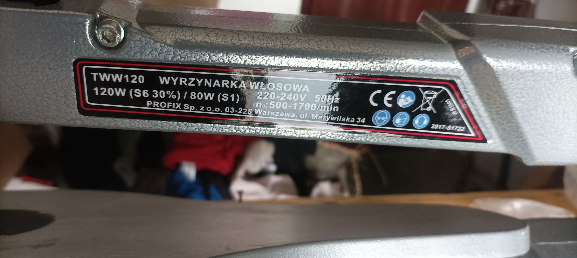 Wyrzynarka włosowa Truton