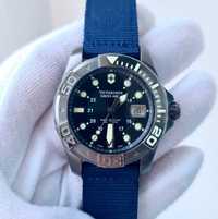 Чоловічий годинник Victorinox Swiss Army V241426 Dive Master 500m 43mm