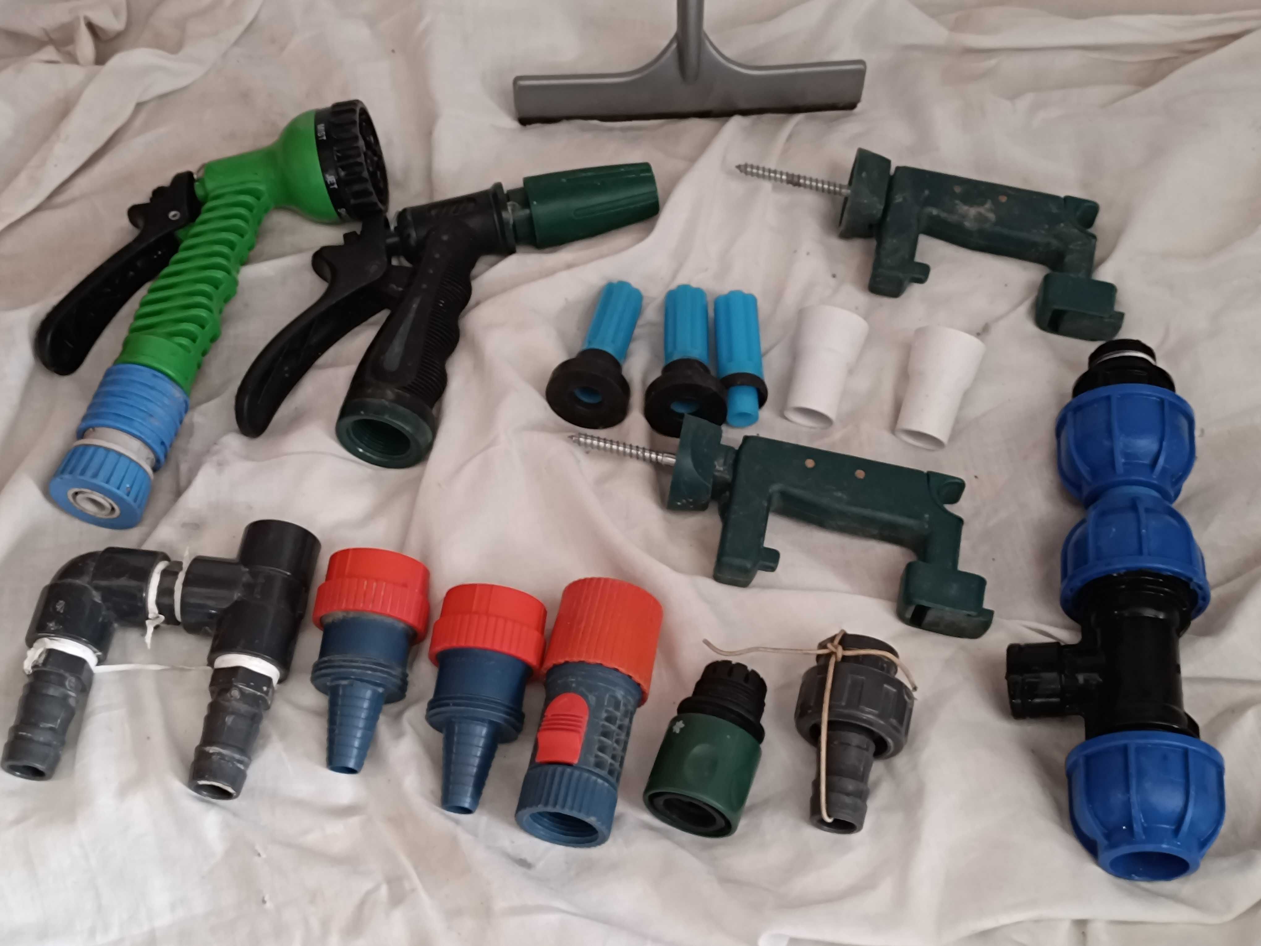 Conjunto de torneiras aspersores para mangueiras