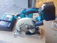 Pilarka Makita DSS611