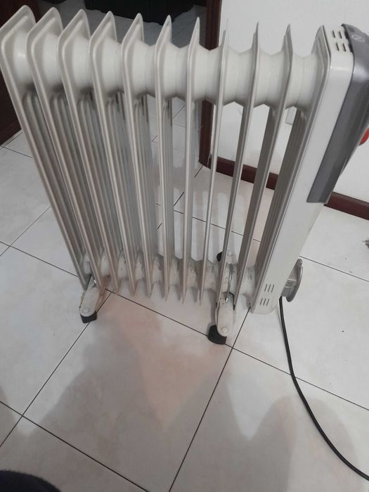 Aquecedor a óleo como novo