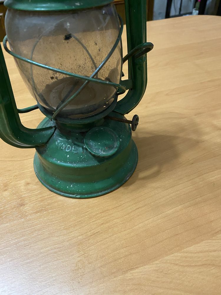 Lampa naftowa jupiter
