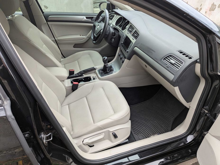 Volkswagen Golf 7 2,0 TDI 2015 р.в. 95 тис. пробіг