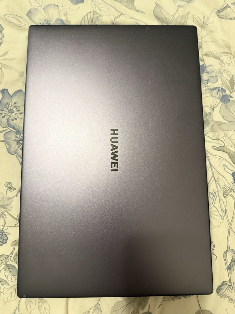 Huawei MateBook D14 – i5, SSD 512GB, 8GB RAM