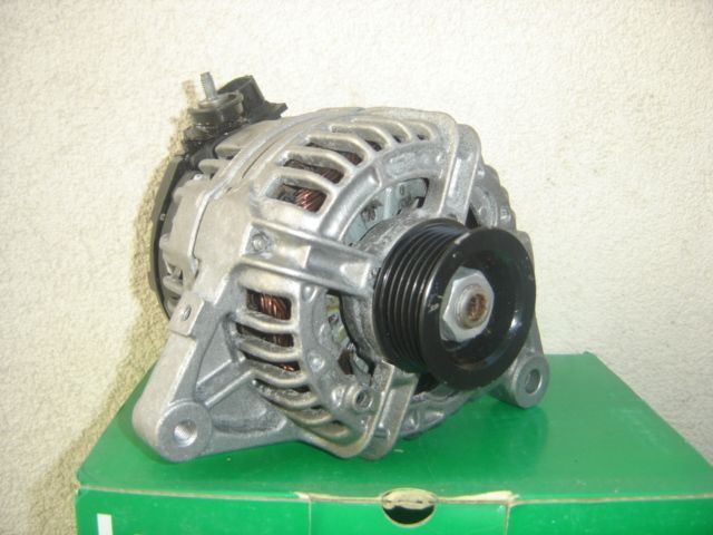Alternator Toyota Avensis 1.8 VVTi Corolla Auris 1.4 VVTi / Yaris