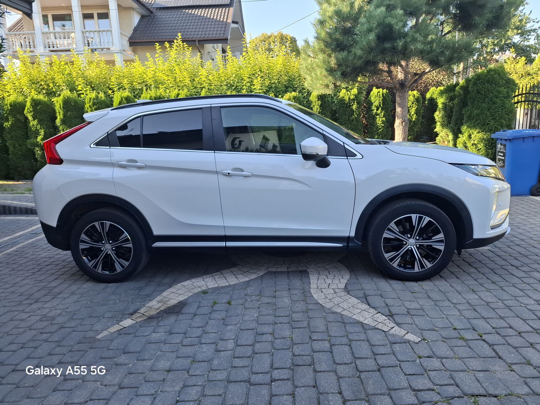 Mitsubishi Eclipse Cross 1,5 Benzyna # 4x4 # Kamery 360 # Head up # Keyless go # Hak #