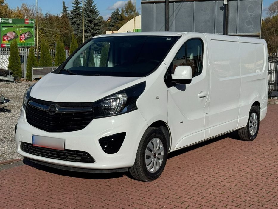 Opel Vivaro  L2 LONG 1.6 DCI 140Km Nawigacja #Skóry #Nowe opony SERWISOWANY