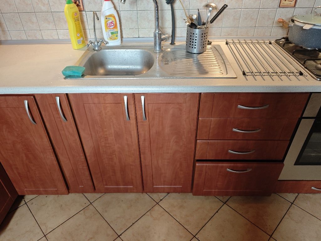 Zestaw mebli kuchennych plus AGD