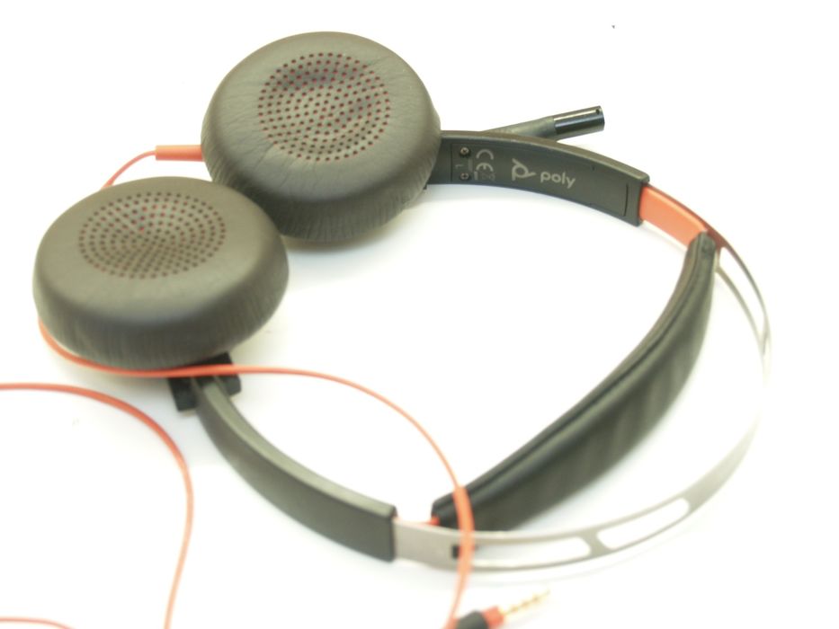Навушники Plantronics Poly BlackWire C5220 2шт за ціною одних