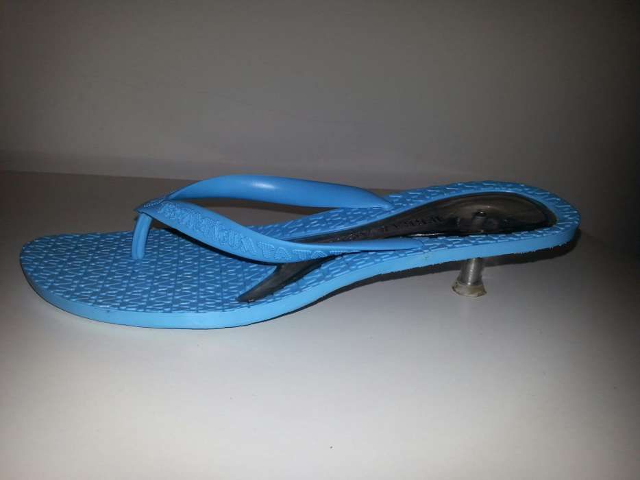 Chinelos de verão, TERRA E ÁGUA, rosa e azul