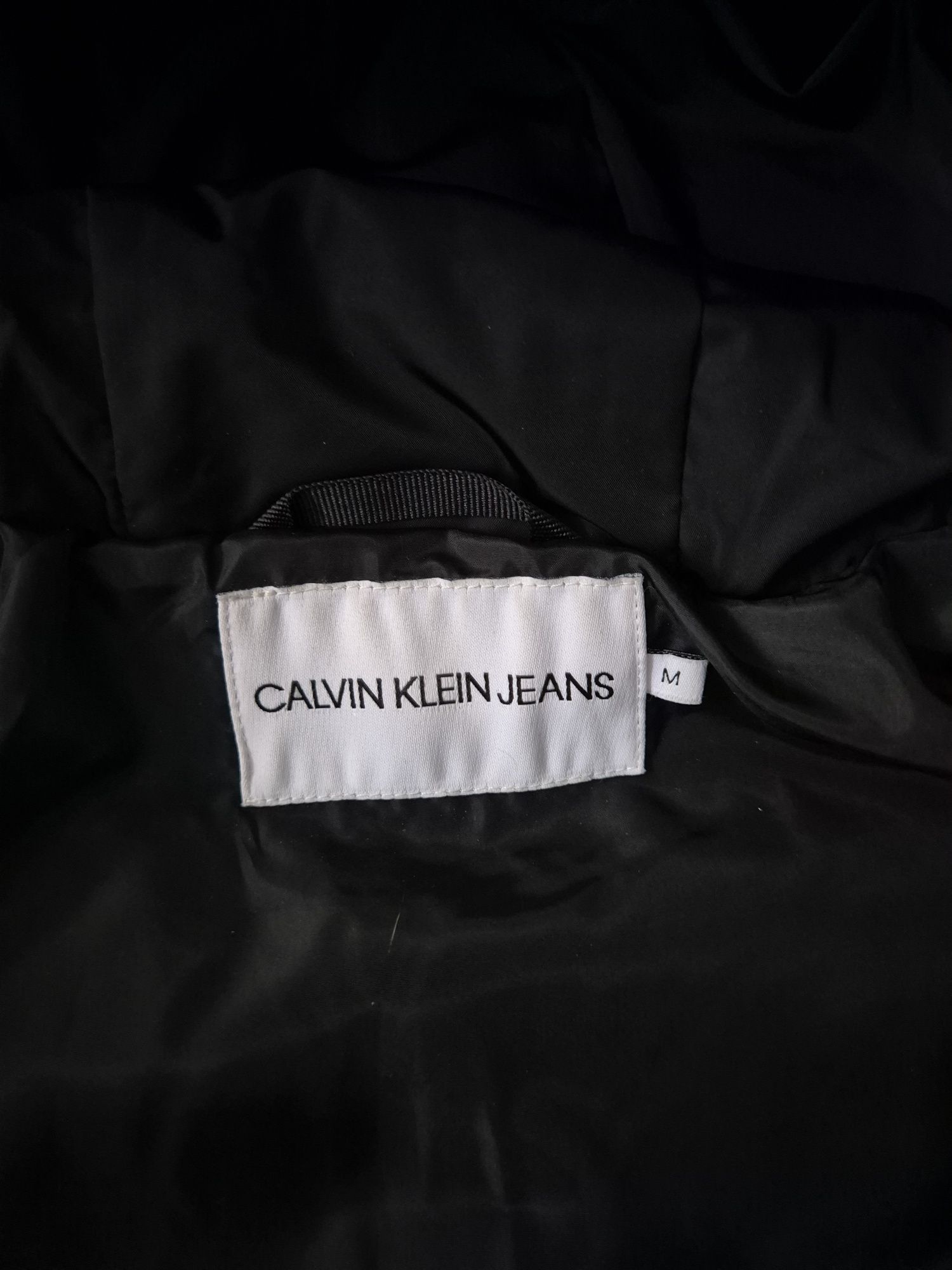 Oryginalna kurtka calvin klein m