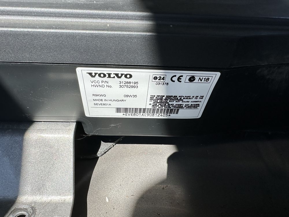 VOLVO XC60 kompletny SUBWOOFER oryginal tuba wzmacniacz rarytas unikat