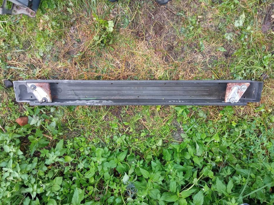 Підсилювач заднього бампера Mercedes W190 W201 Мерседес 2018801871