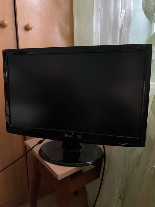 Монітор lg