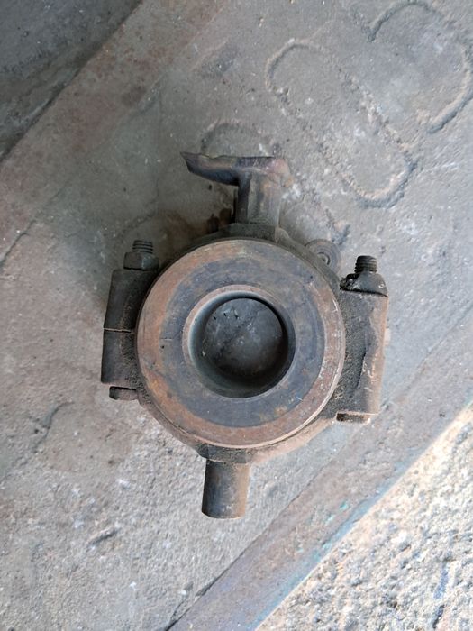 Хрестовина зчеплення пускачаП 23У,Т-130