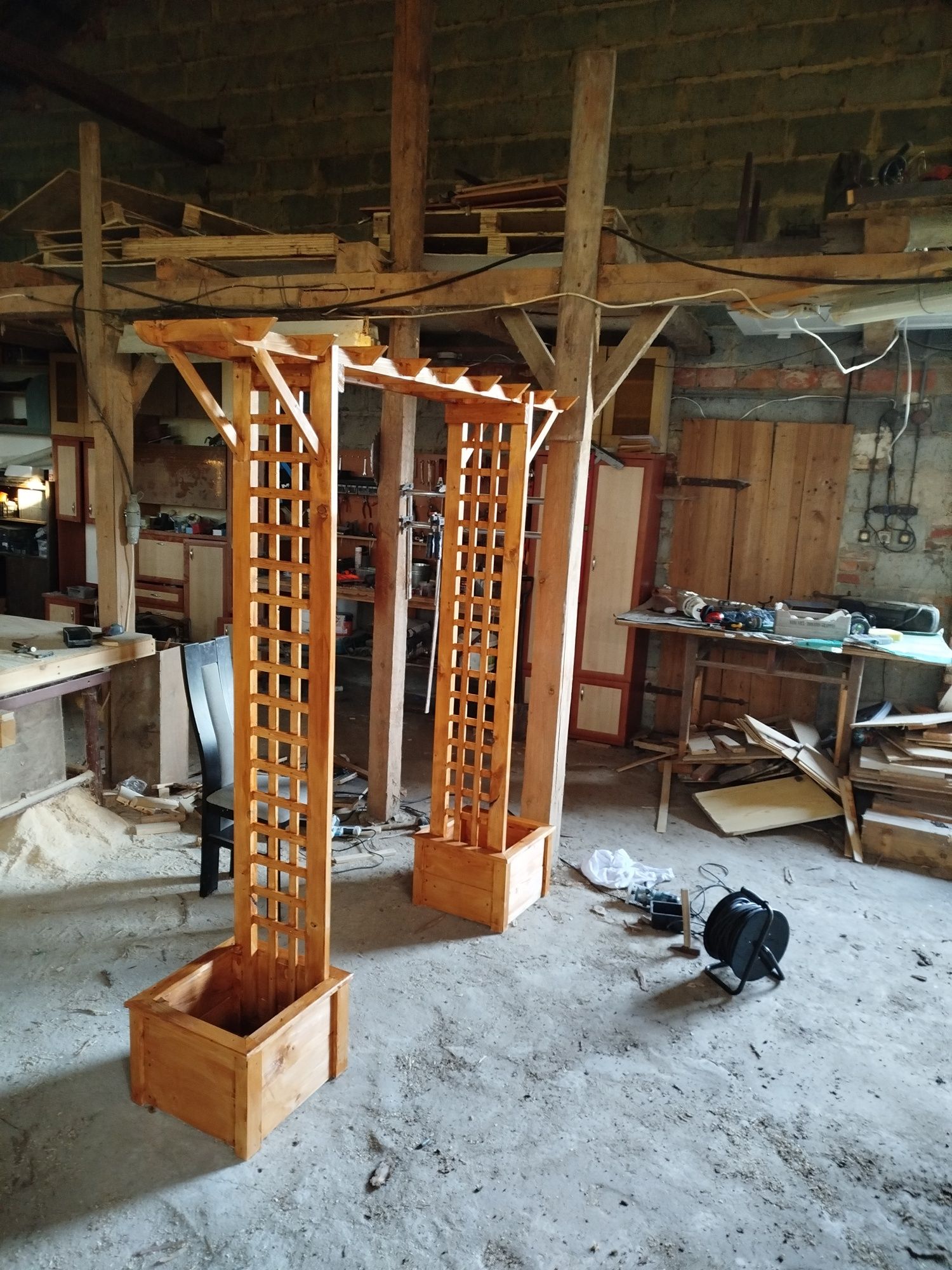 Pergola z donicami