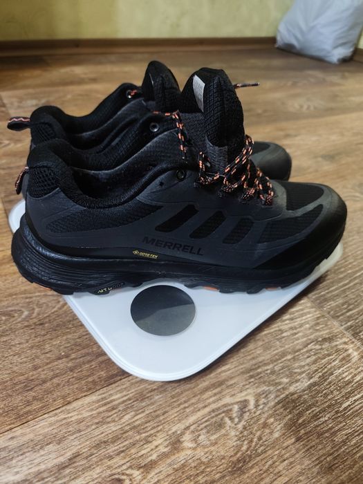 Чоловічі кросівки Merrell