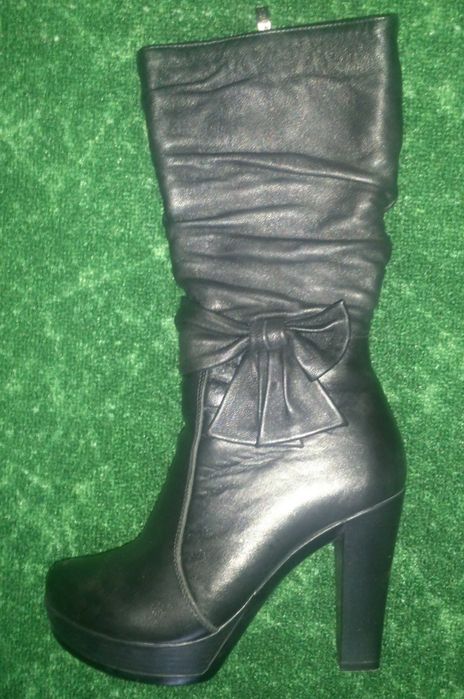 Чоботи жіночі. Натуральна шкіра 36 розмір