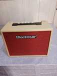 Amplificador BlBlackstar Debut 15 – Som TOP por apenas 80€!